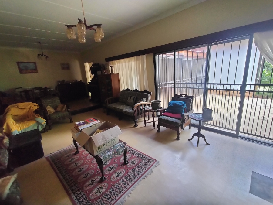 3 Bedroom Property for Sale in Tileba Gauteng