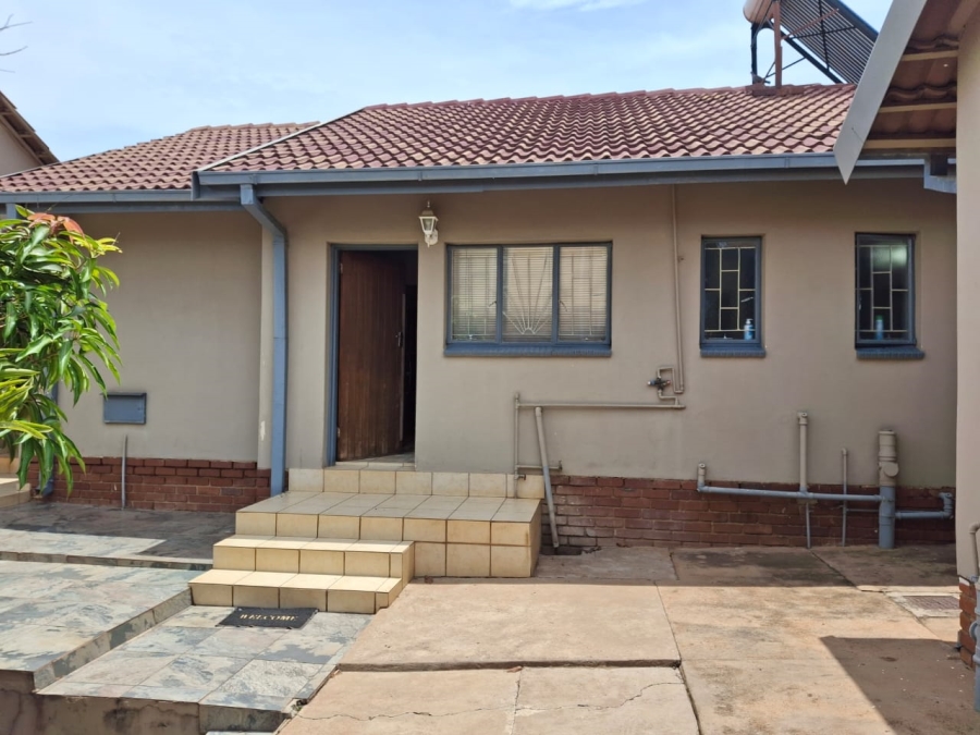 3 Bedroom Property for Sale in Mamelodi East Gauteng