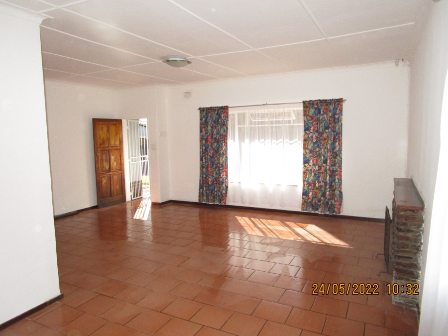 To Let 3 Bedroom Property for Rent in Edenvale Central Gauteng
