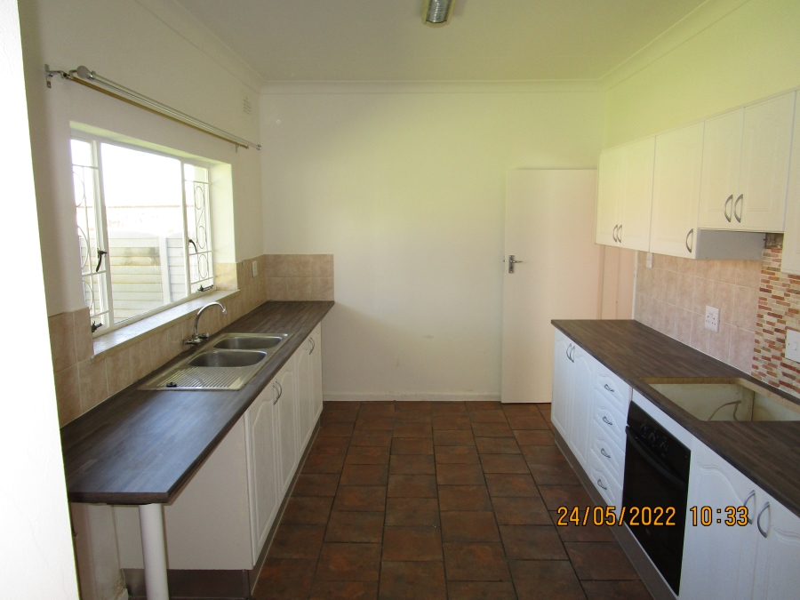 To Let 3 Bedroom Property for Rent in Edenvale Central Gauteng