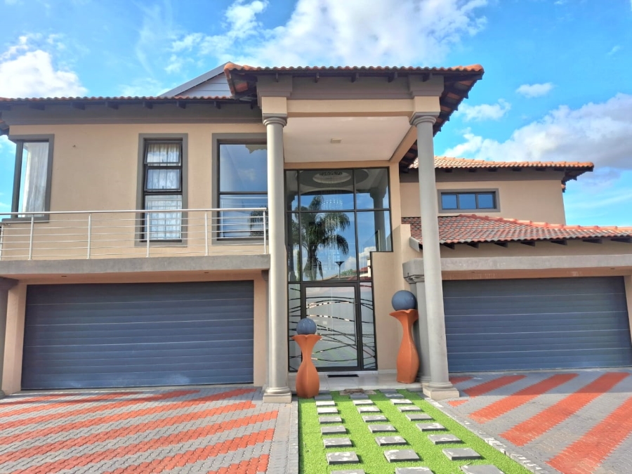 5 Bedroom Property for Sale in Savannah Country Estate Gauteng