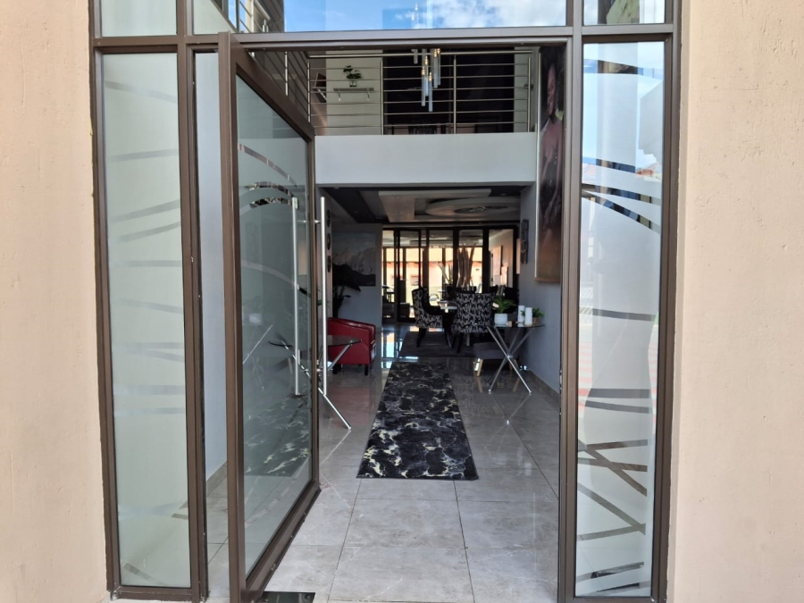 5 Bedroom Property for Sale in Savannah Country Estate Gauteng