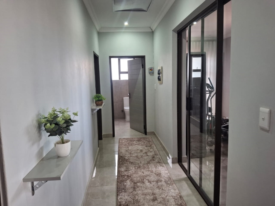 5 Bedroom Property for Sale in Savannah Country Estate Gauteng