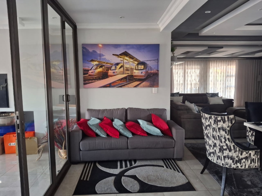 5 Bedroom Property for Sale in Savannah Country Estate Gauteng
