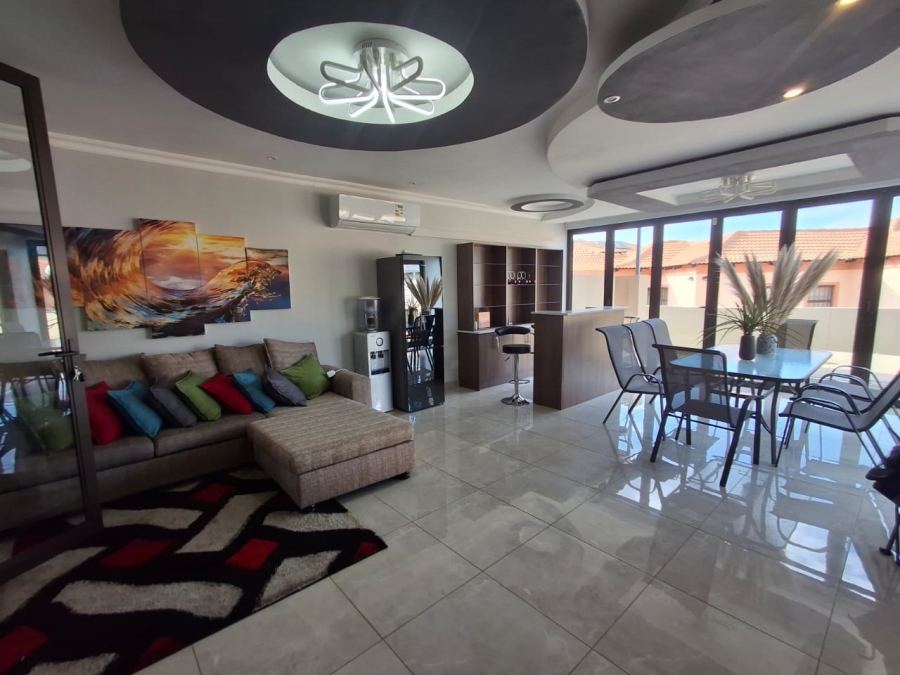 5 Bedroom Property for Sale in Savannah Country Estate Gauteng