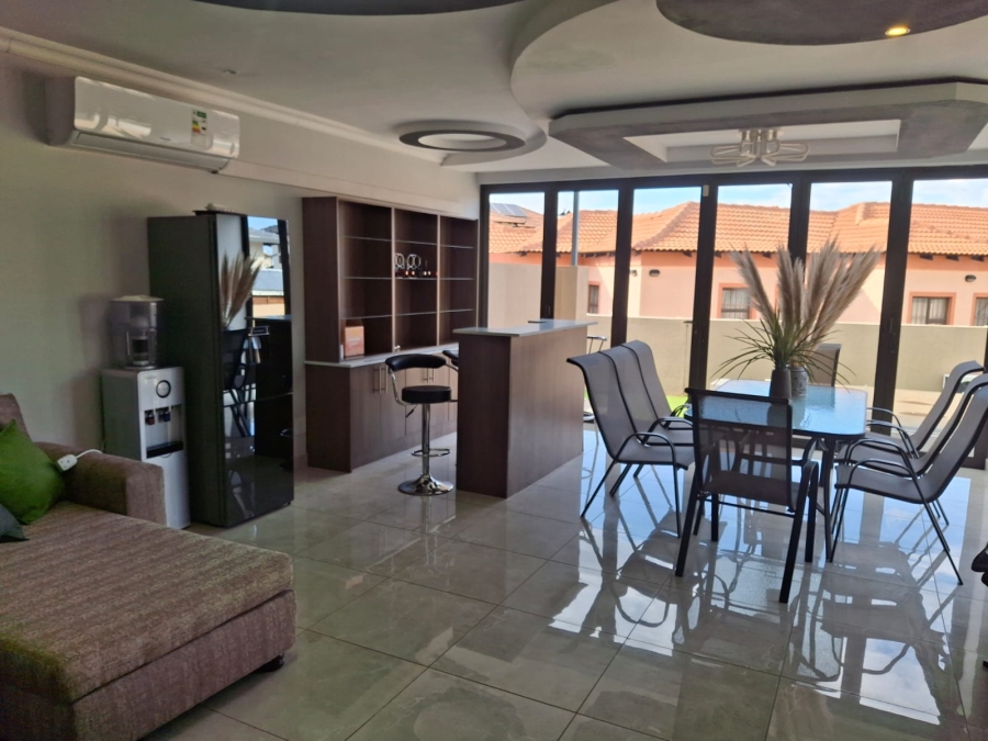 5 Bedroom Property for Sale in Savannah Country Estate Gauteng