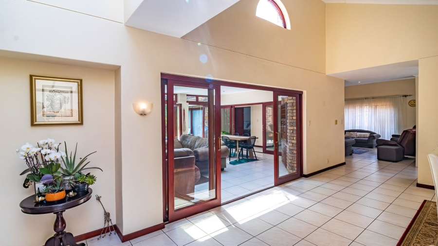 To Let 3 Bedroom Property for Rent in Bassonia Gauteng