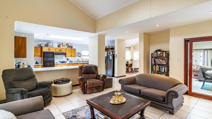 To Let 3 Bedroom Property for Rent in Bassonia Gauteng