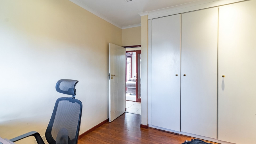 To Let 3 Bedroom Property for Rent in Bassonia Gauteng