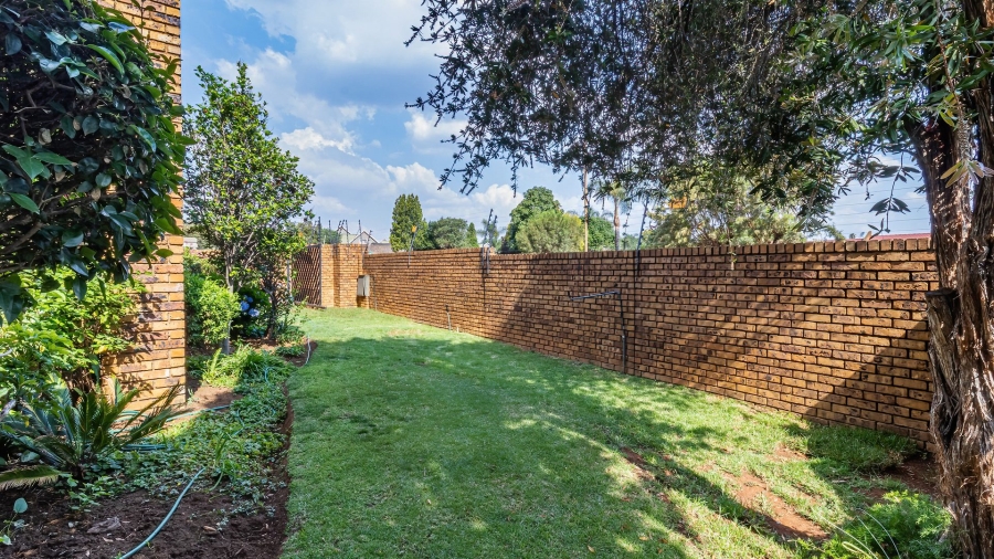 To Let 3 Bedroom Property for Rent in Bassonia Gauteng