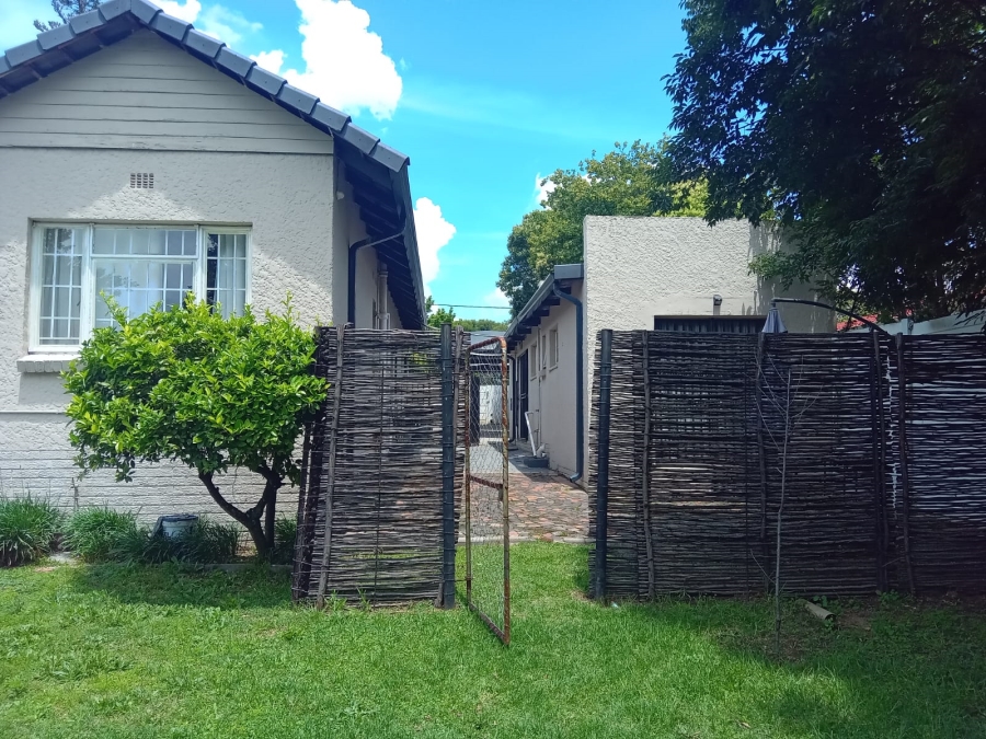 To Let 3 Bedroom Property for Rent in Blairgowrie Gauteng