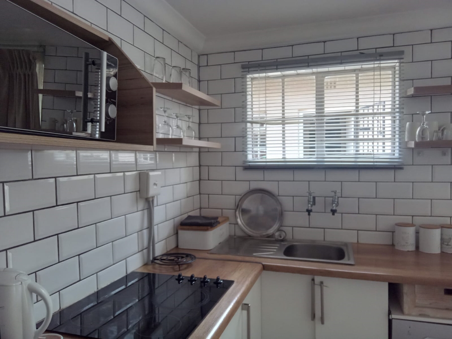 To Let 3 Bedroom Property for Rent in Blairgowrie Gauteng