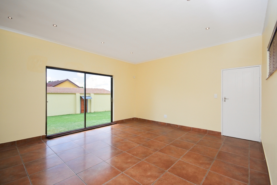 4 Bedroom Property for Sale in Discovery Gauteng