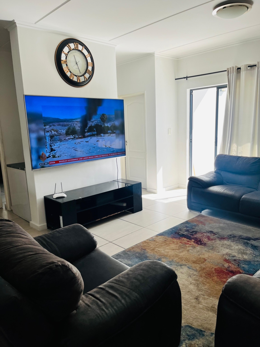 3 Bedroom Property for Sale in Greenstone Hill Gauteng