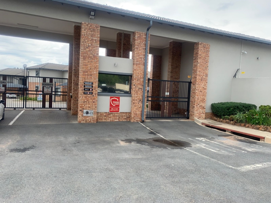 3 Bedroom Property for Sale in Noordwyk Gauteng