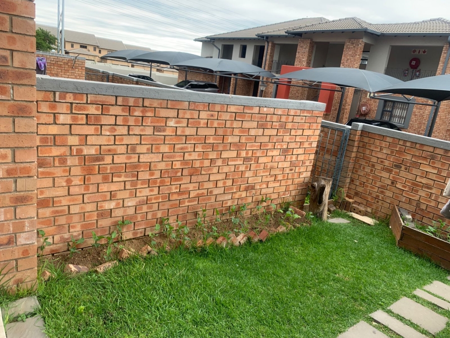 3 Bedroom Property for Sale in Noordwyk Gauteng