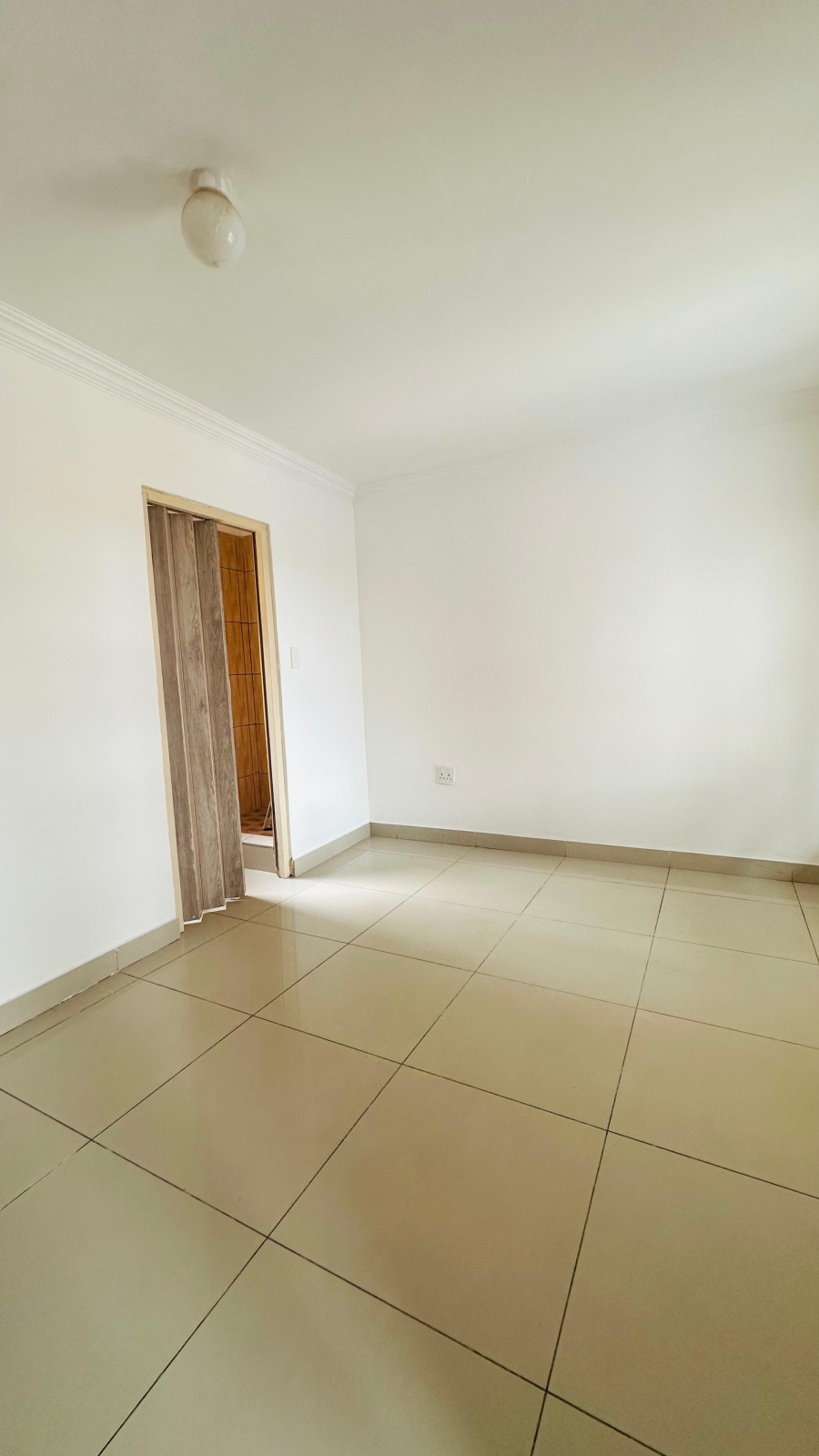 10 Bedroom Property for Sale in Bram Fischerville Gauteng