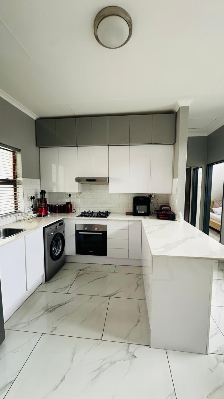 1 Bedroom Property for Sale in Carlswald Gauteng