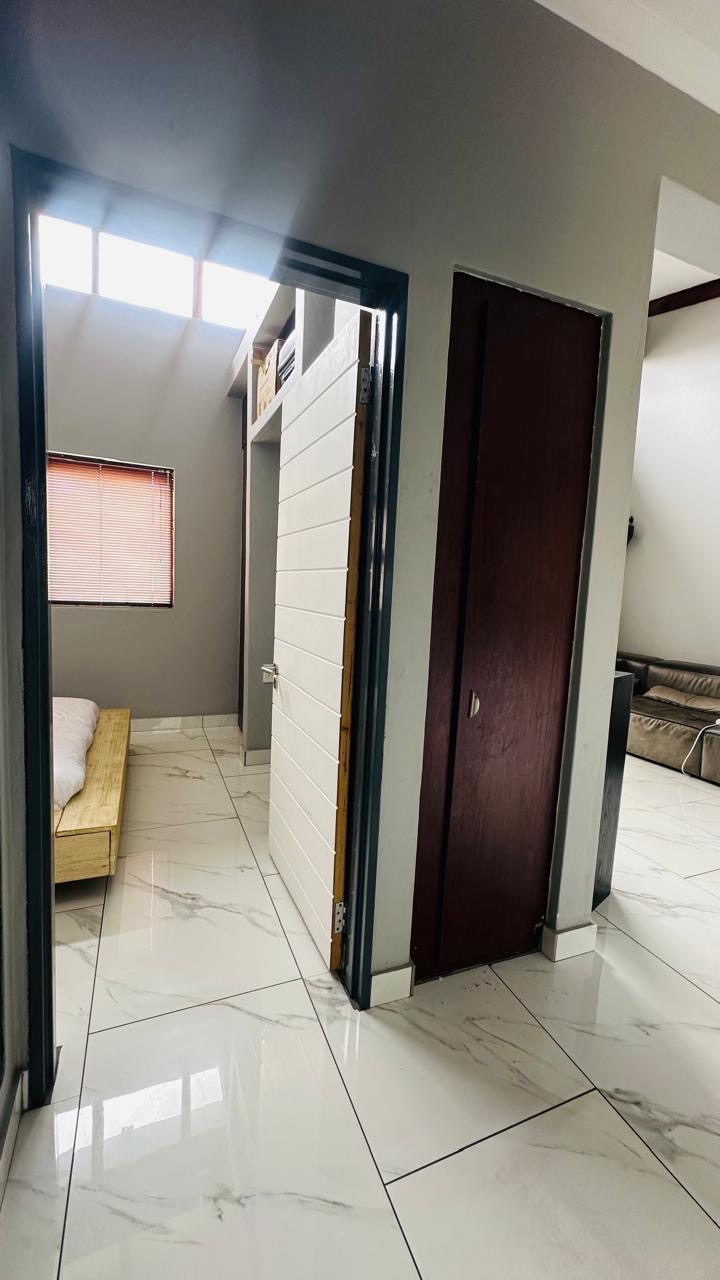 1 Bedroom Property for Sale in Carlswald Gauteng