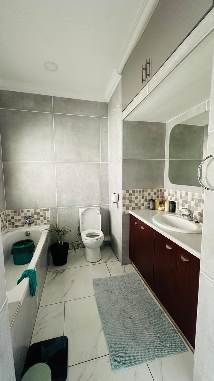 1 Bedroom Property for Sale in Carlswald Gauteng