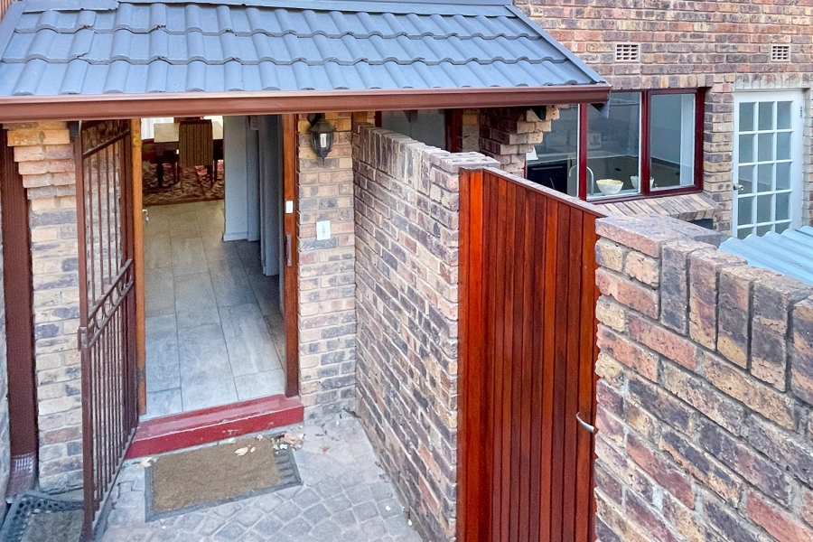 3 Bedroom Property for Sale in River Club Gauteng