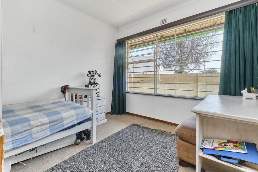 To Let 4 Bedroom Property for Rent in Fairland Gauteng