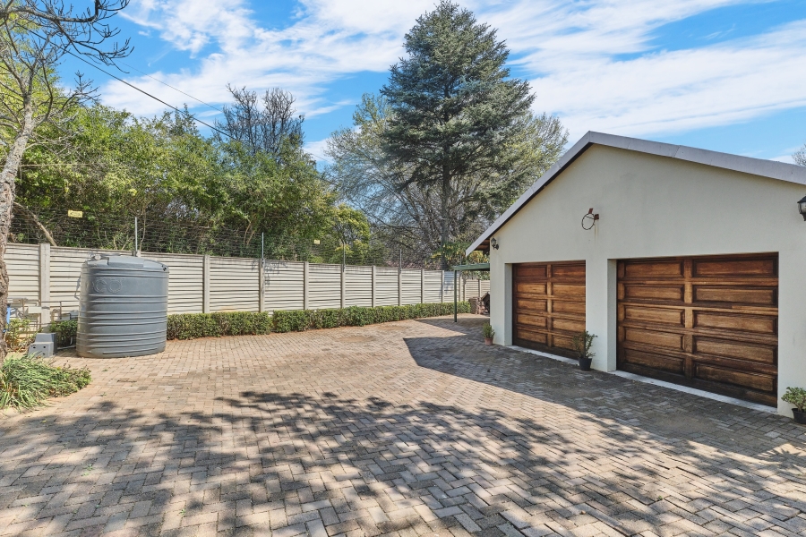 To Let 4 Bedroom Property for Rent in Fairland Gauteng