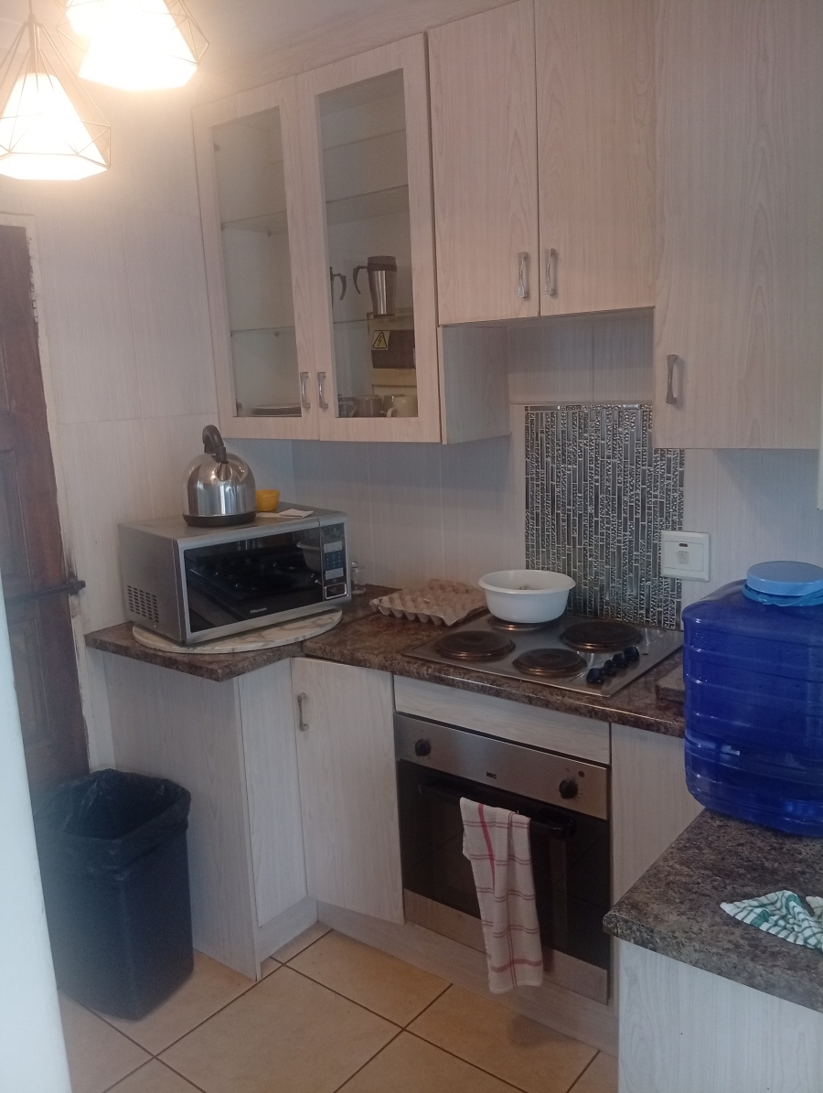 2 Bedroom Property for Sale in Protea Glen Gauteng