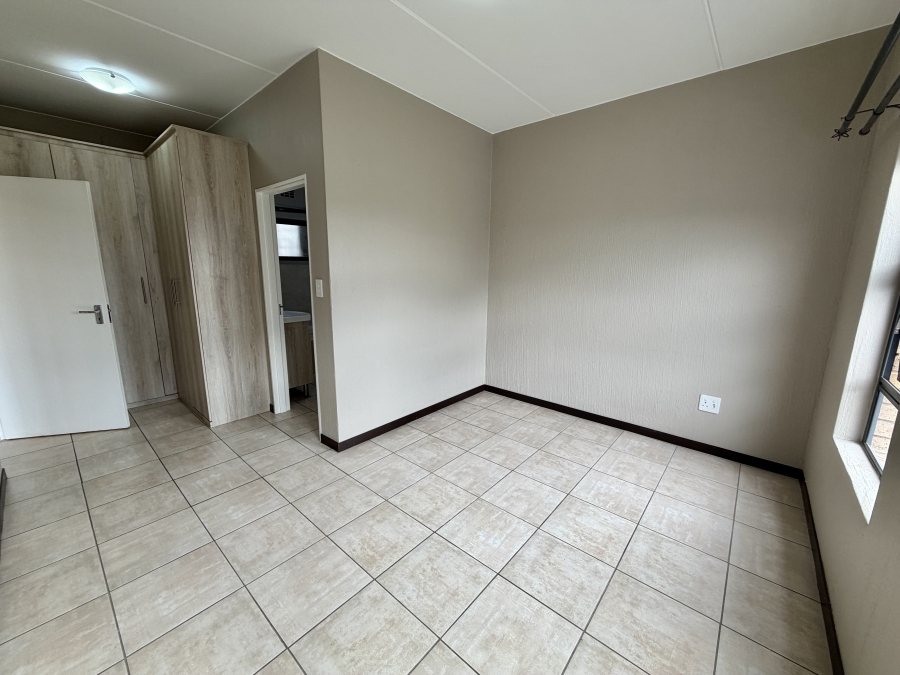 2 Bedroom Property for Sale in Barbeque Downs Gauteng
