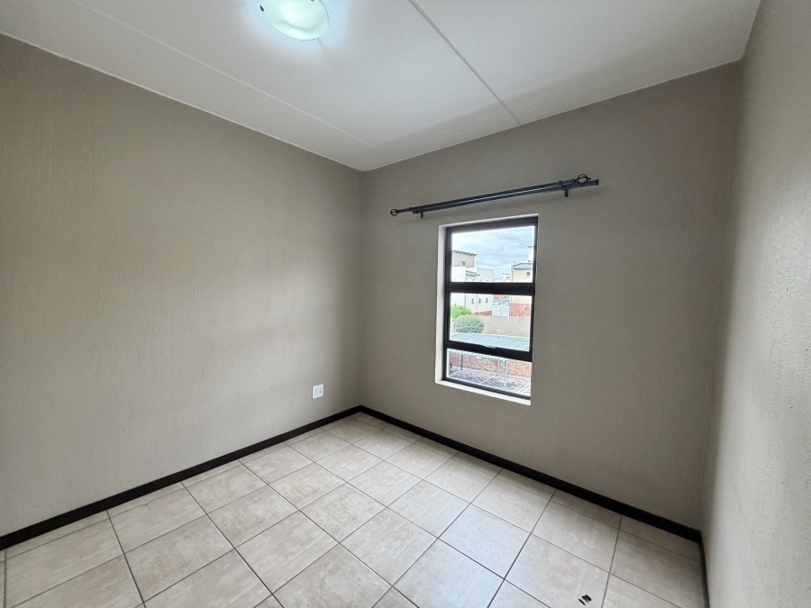2 Bedroom Property for Sale in Barbeque Downs Gauteng