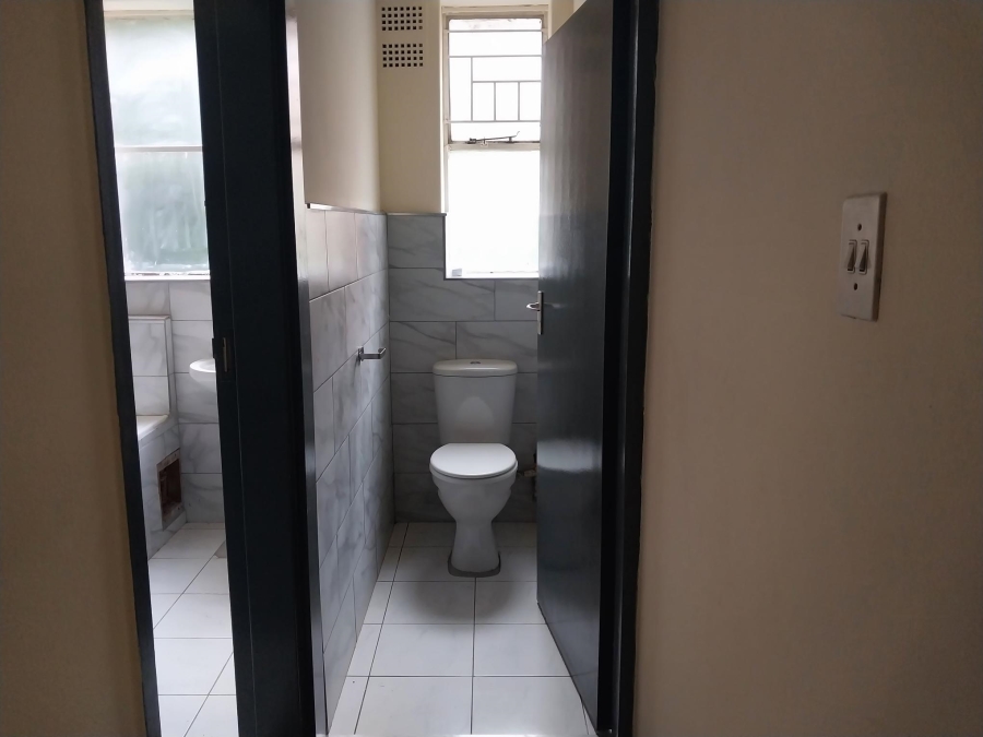2 Bedroom Property for Sale in Killarney Gauteng