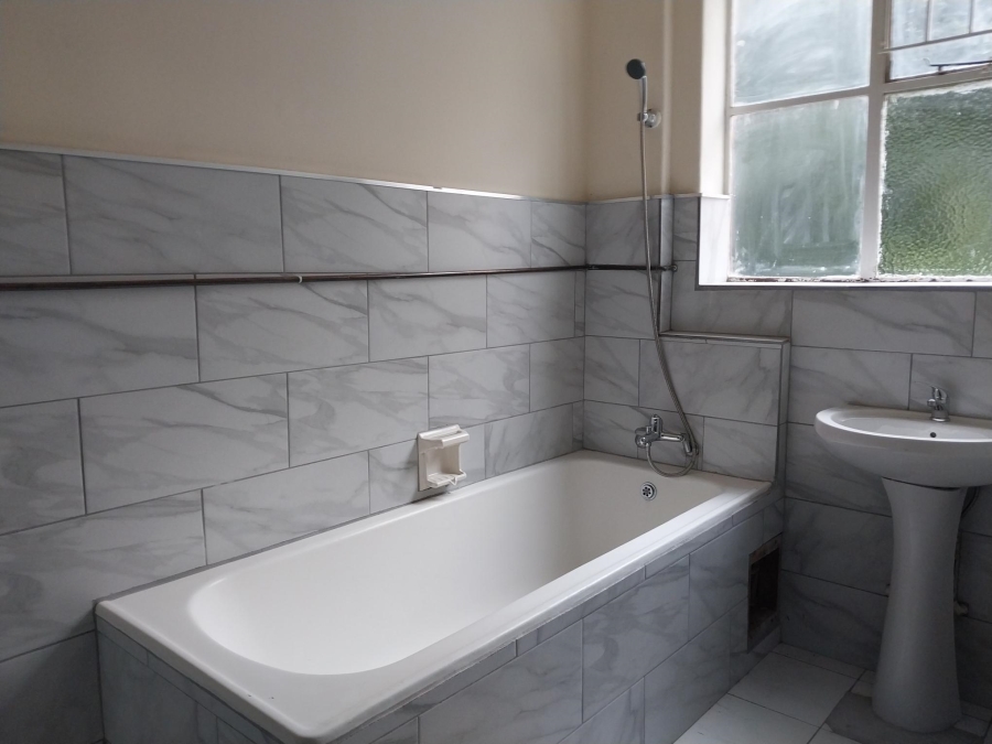 2 Bedroom Property for Sale in Killarney Gauteng