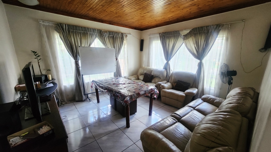 3 Bedroom Property for Sale in Eldoraigne Gauteng