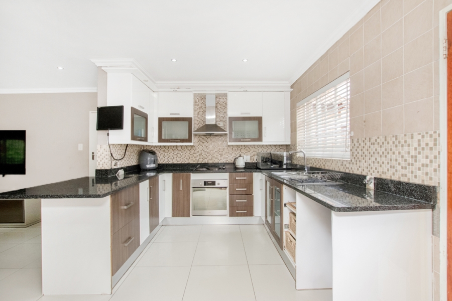 4 Bedroom Property for Sale in North Riding Gauteng