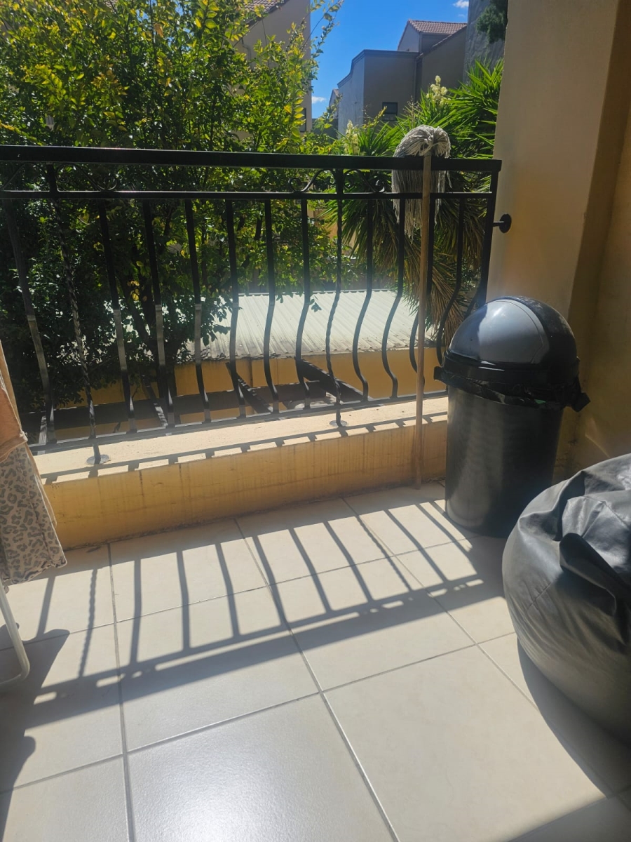 To Let 2 Bedroom Property for Rent in Lonehill Gauteng
