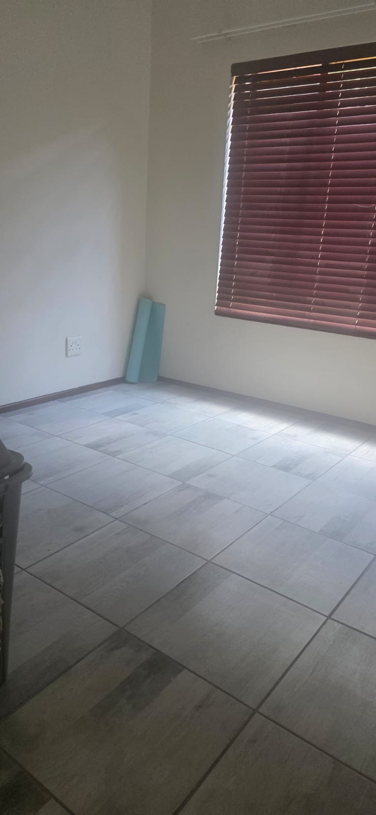 To Let 2 Bedroom Property for Rent in Lonehill Gauteng