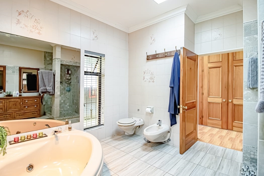 4 Bedroom Property for Sale in Lambton Gauteng