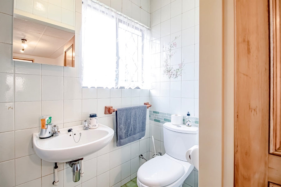 4 Bedroom Property for Sale in Lambton Gauteng