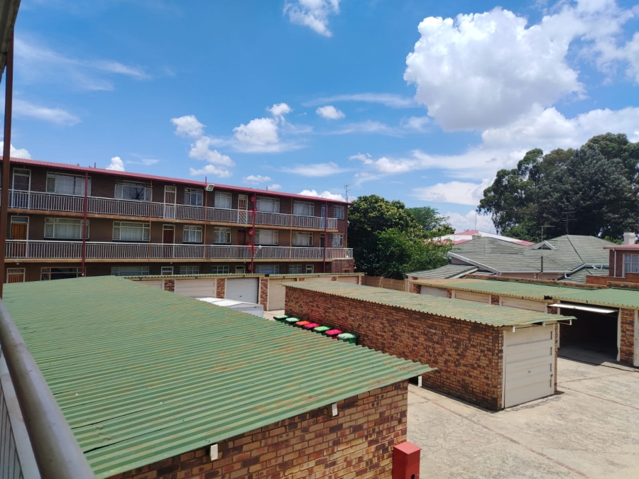 2 Bedroom Property for Sale in Germiston Central Gauteng