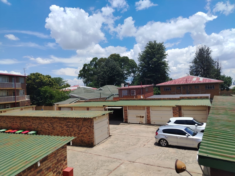 2 Bedroom Property for Sale in Germiston Central Gauteng