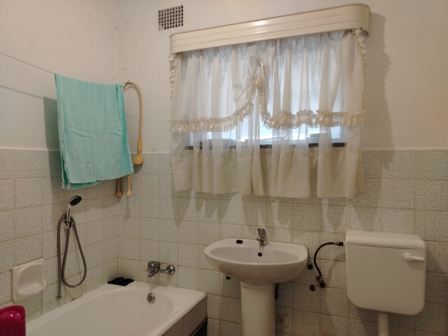2 Bedroom Property for Sale in Germiston Central Gauteng