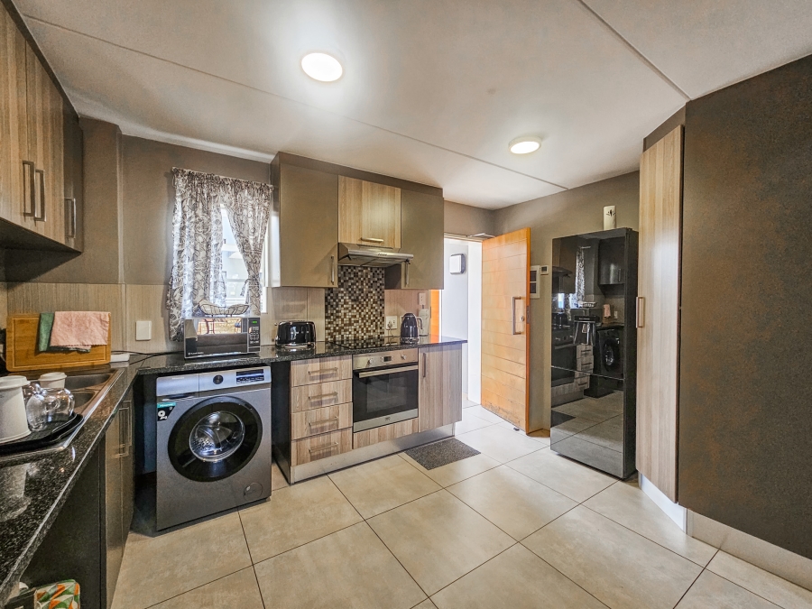 1 Bedroom Property for Sale in Montana Gauteng