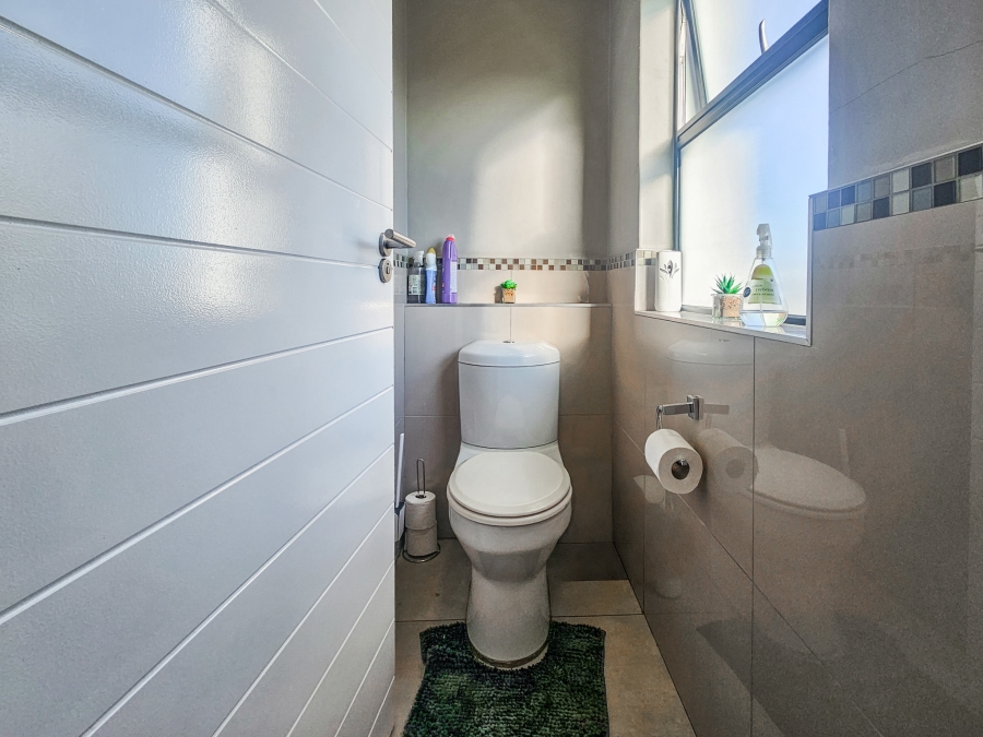 1 Bedroom Property for Sale in Montana Gauteng