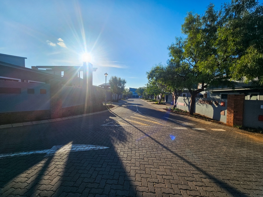 1 Bedroom Property for Sale in Montana Gauteng