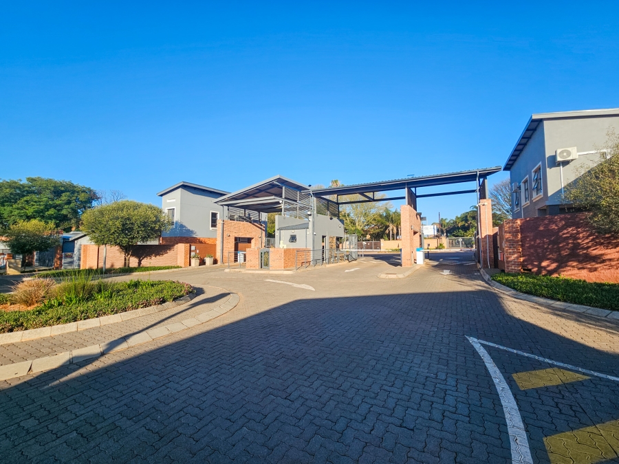 1 Bedroom Property for Sale in Montana Gauteng