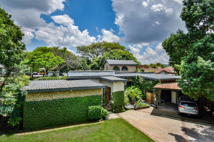 3 Bedroom Property for Sale in Garsfontein Gauteng