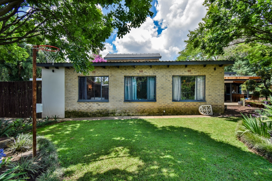 3 Bedroom Property for Sale in Garsfontein Gauteng