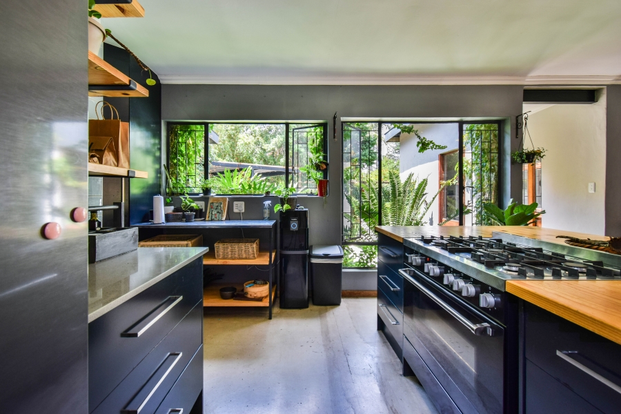 3 Bedroom Property for Sale in Garsfontein Gauteng