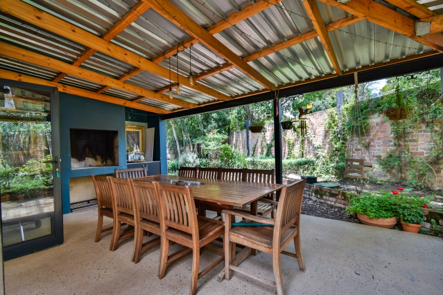 3 Bedroom Property for Sale in Garsfontein Gauteng