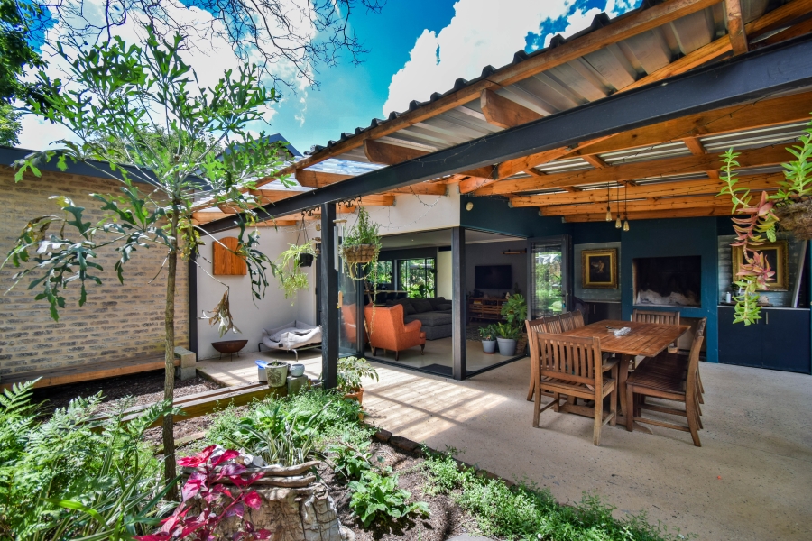 3 Bedroom Property for Sale in Garsfontein Gauteng